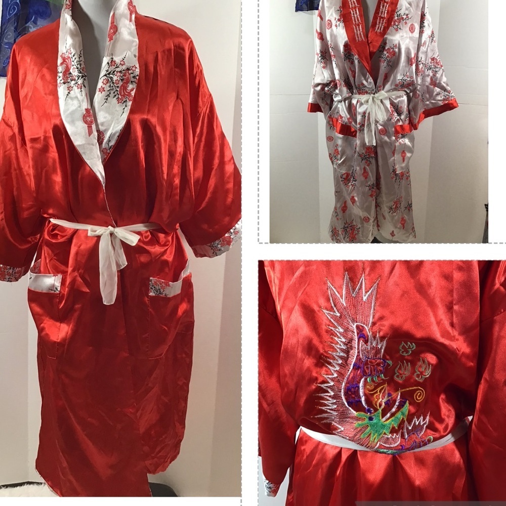 Korean red and white reversible kimono robe OS